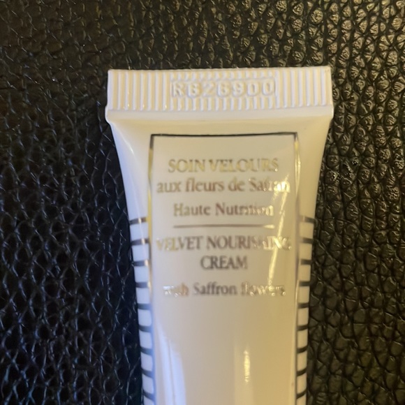 Sisley Paris velvet nourishing crème sample 10 ml - Picture 2 of 2